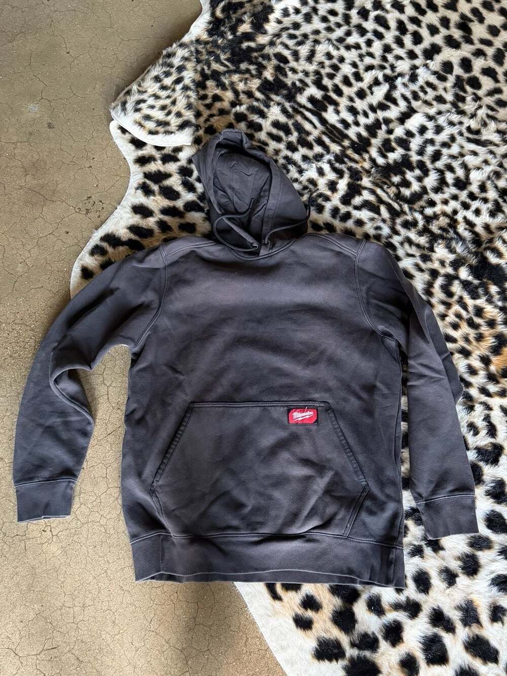 Milwaukee Men's Large Black Midweight Cotton/Polyester Long-Sleeve Pullover Hood